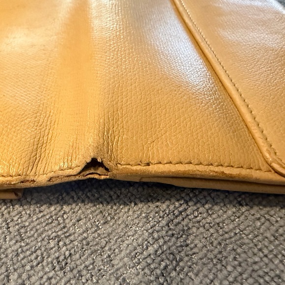 *project* Chanel Coco bifold long wallet in tan caviar leather - Picture 7 of 17